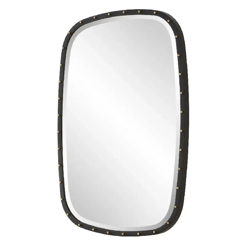 Track lighting for highlighting kitchen cabinetsBenedo Mirror