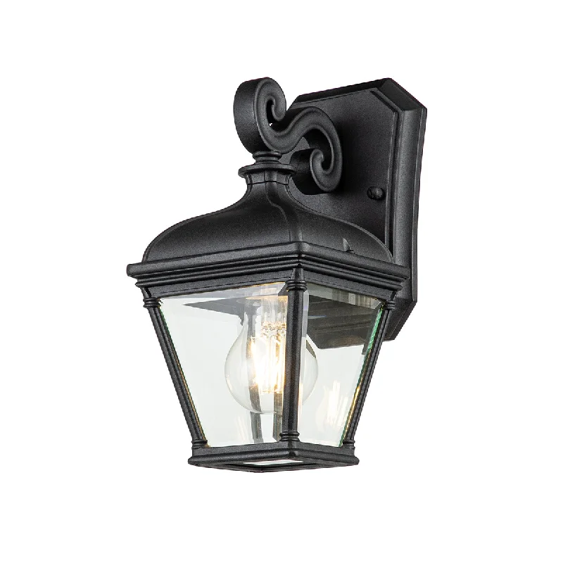 Track lighting for modernizing traditional interiorsBayview Small/Medium/Large Wall Lantern - Black Finish Track lighting for modernizing traditional interiorsBayview Small/Medium/Large Wall Lantern - Black Finish